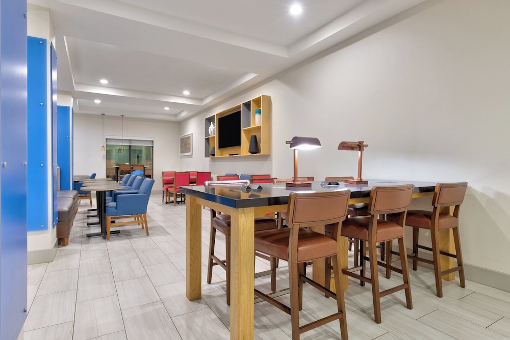 holiday inn express amarillo south by ihg