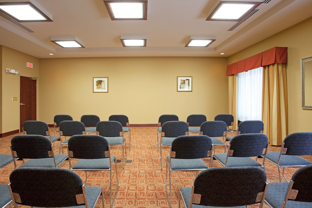 holiday inn express amarillo south by ihg