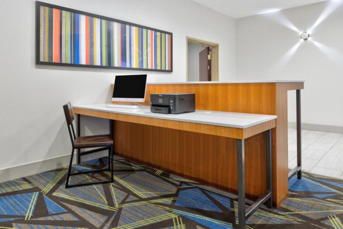 holiday inn express amarillo south by ihg