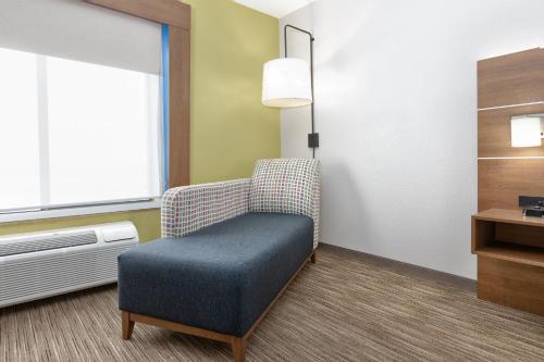 holiday inn express amarillo south by ihg