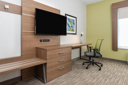 holiday inn express amarillo south by ihg