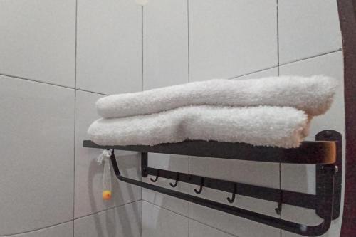 reddoorz syariah near sentani city square