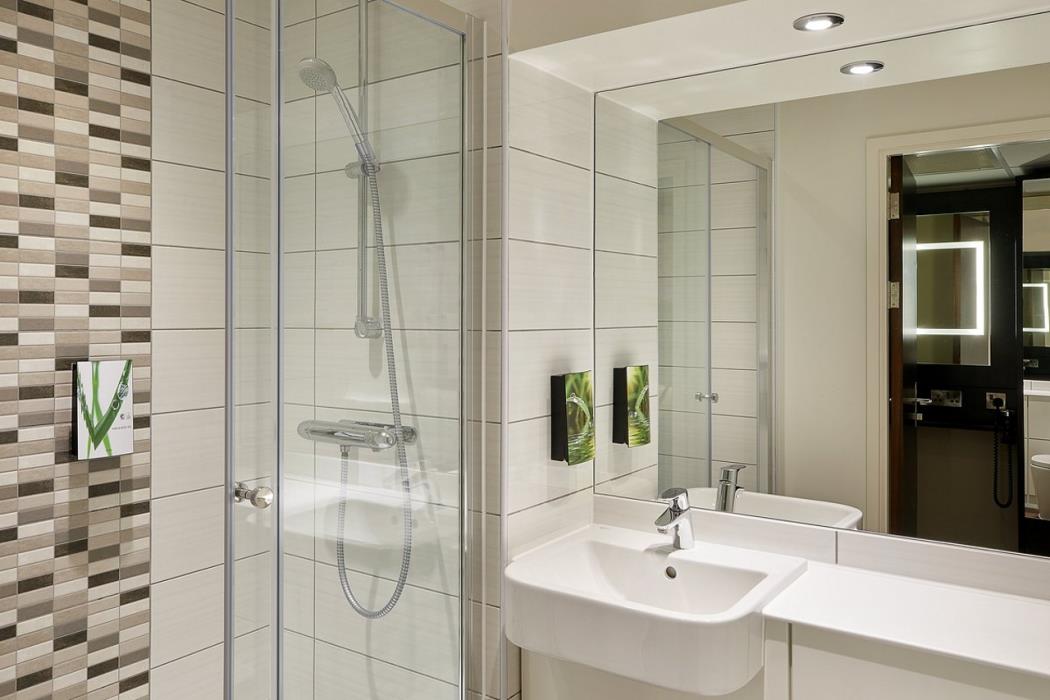 Premier Inn Rochester,Gillingham>>Chatham,2 star
