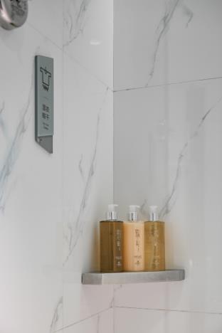 borrman hotel xian north high speed railway station