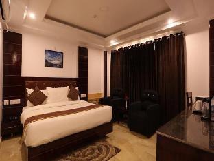 Hotel The Grand White,India>>Shimla,4 star