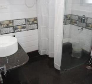 Hotel The Grand White,India>>Shimla,4 star