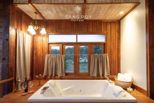 sang poy cottage sha extra plus
