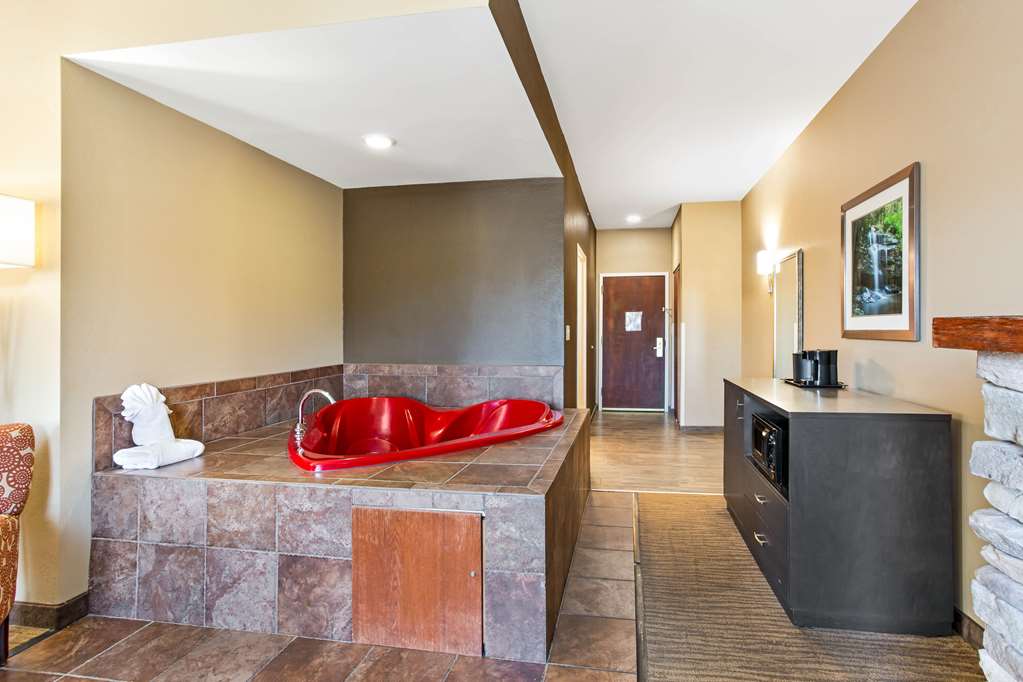 la quinta inn and suites by wyndham boone university