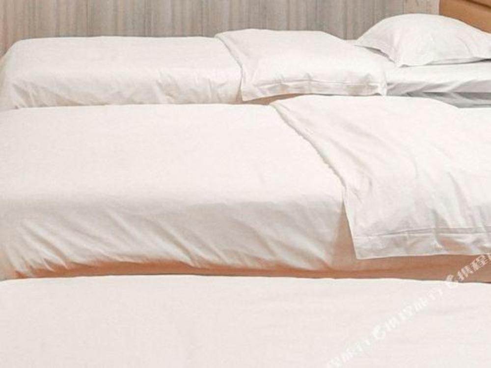 shell hotel rizhao donggang district haiqu park east haiqu road night market shidai square