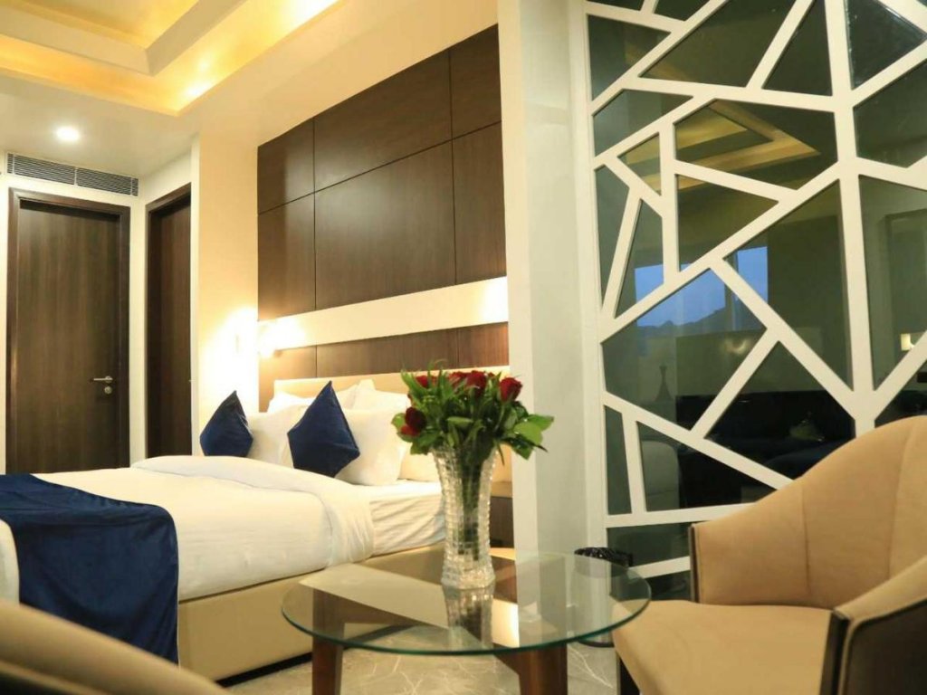 bravia hotel panchsheel