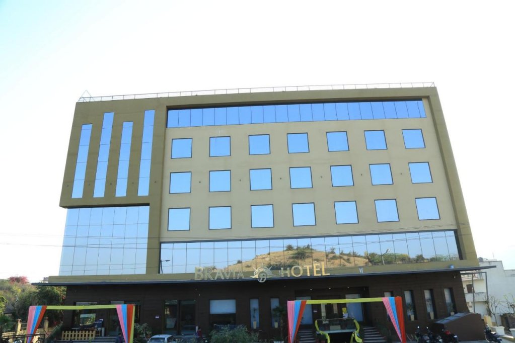 bravia hotel panchsheel