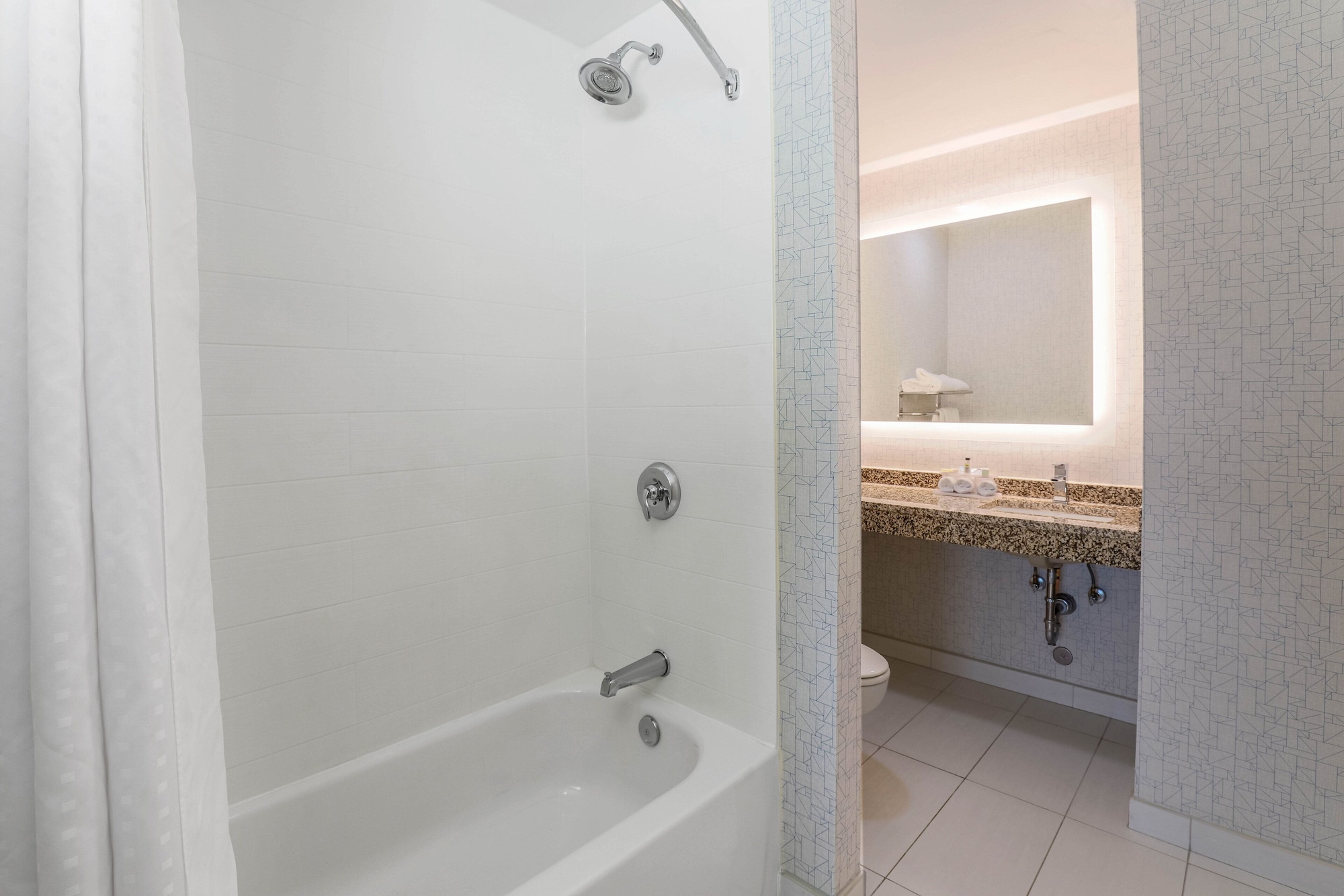 holiday inn express and suites fort worth downtown by ihg