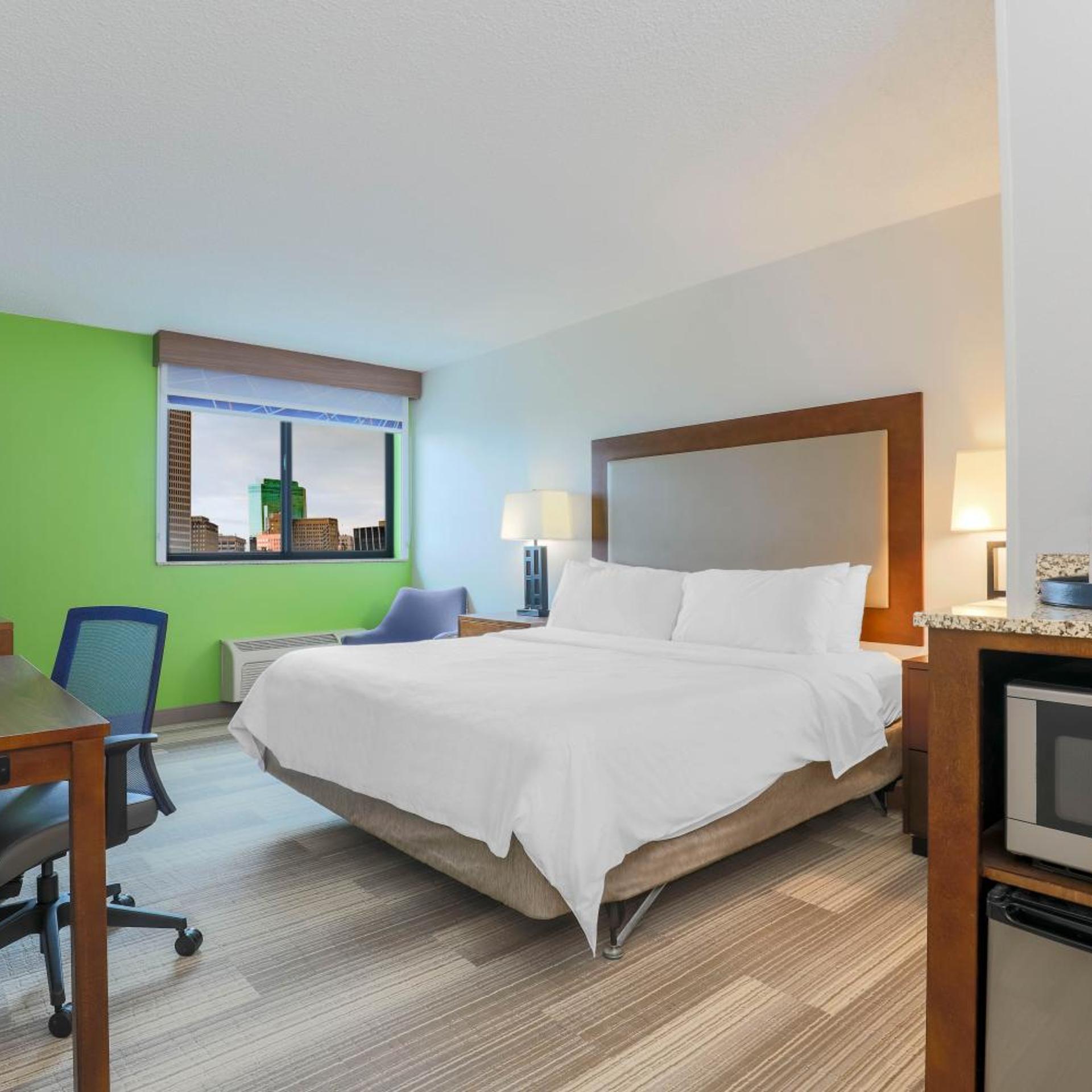 holiday inn express and suites fort worth downtown by ihg