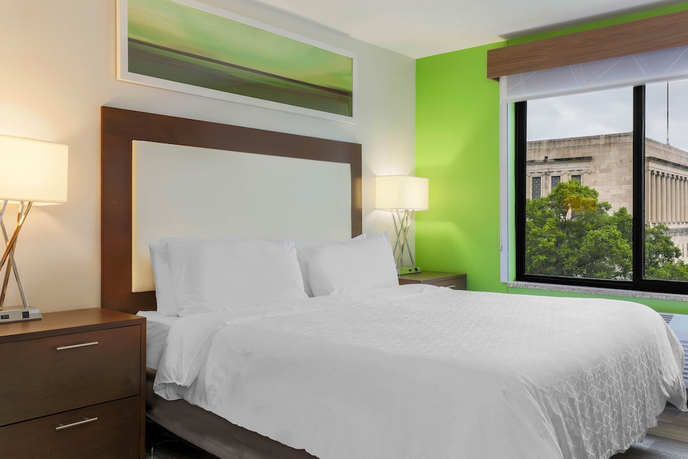 holiday inn express and suites fort worth downtown by ihg