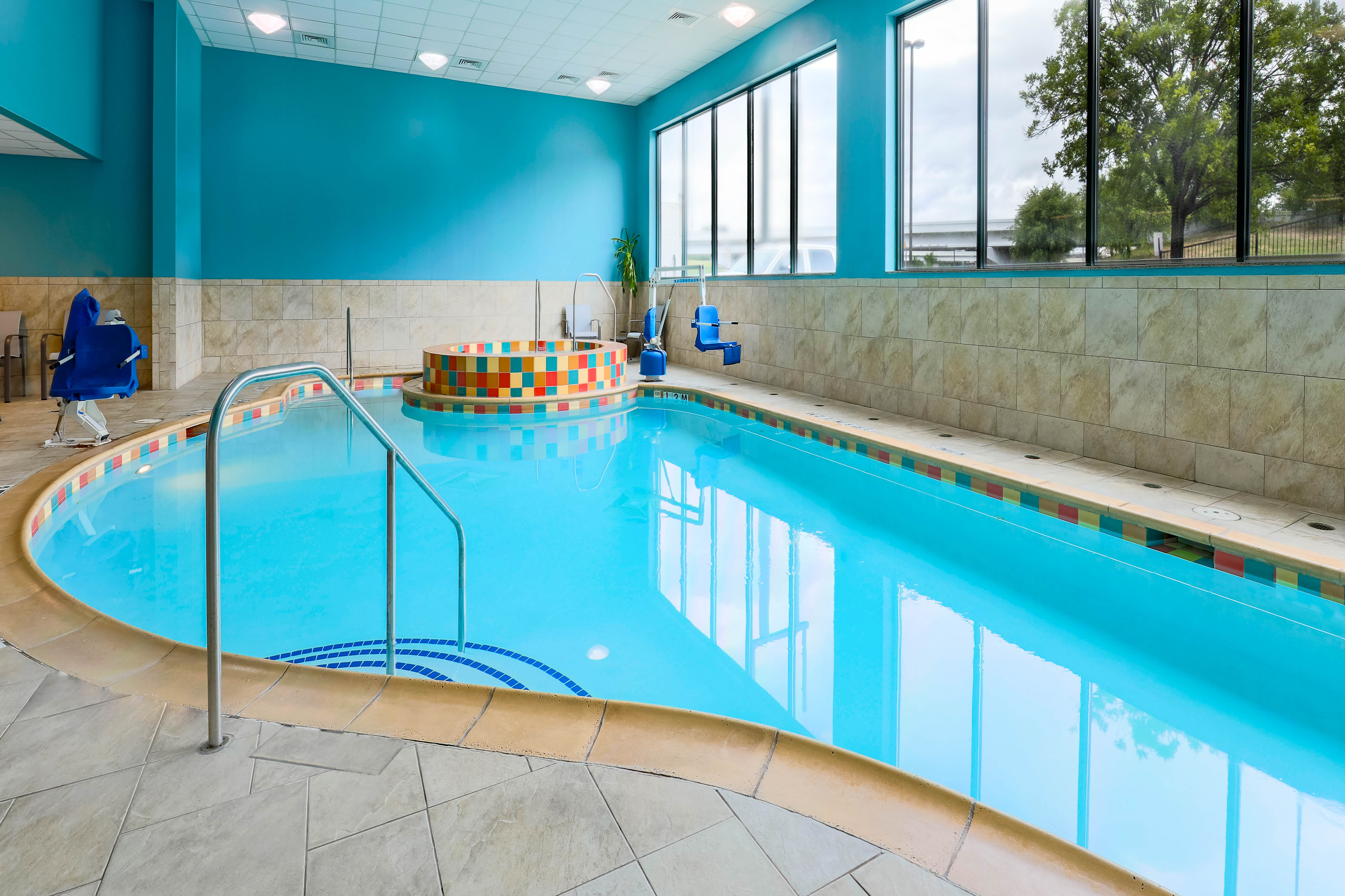 holiday inn express and suites fort worth downtown by ihg