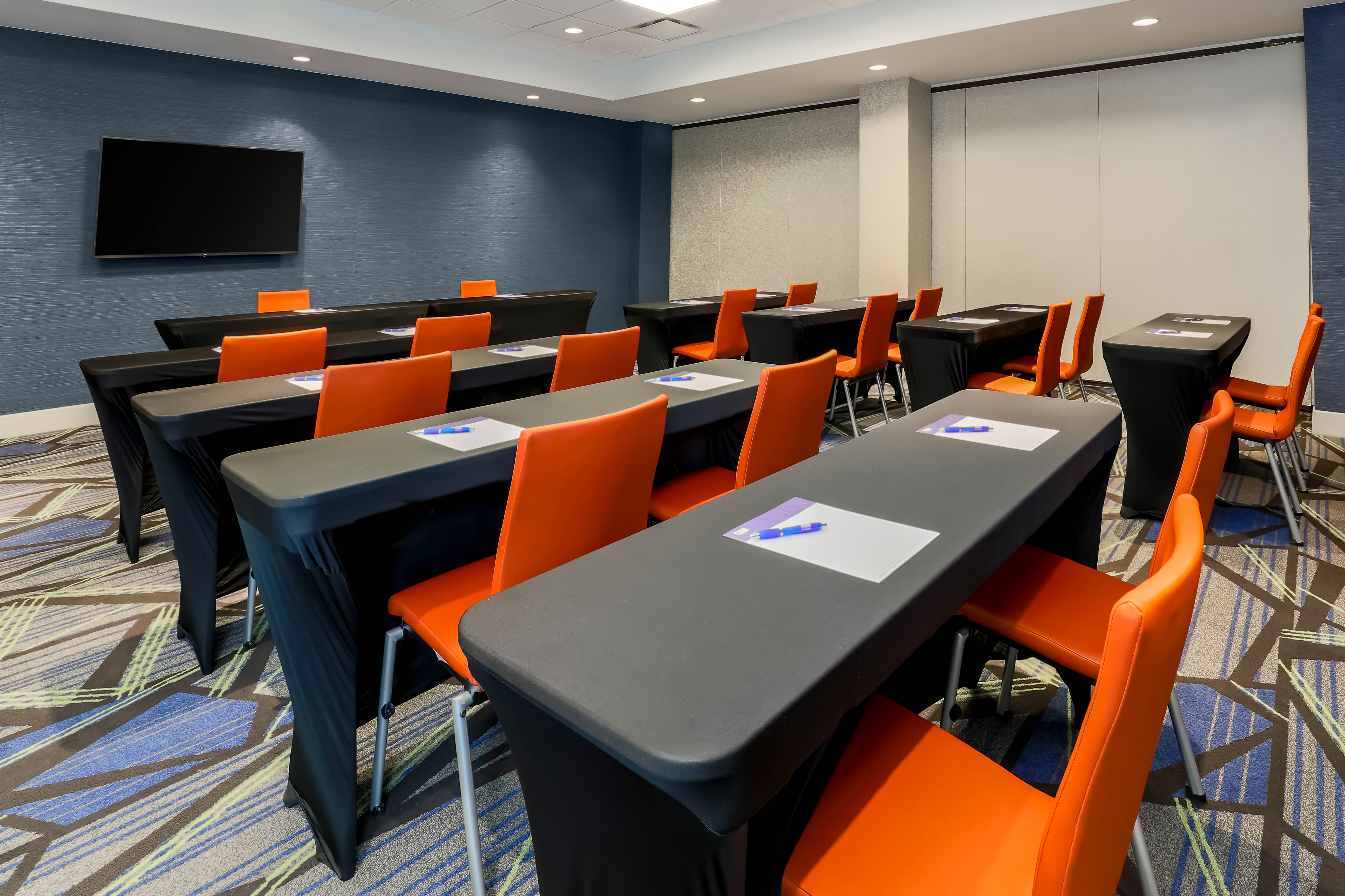 holiday inn express and suites fort worth downtown by ihg