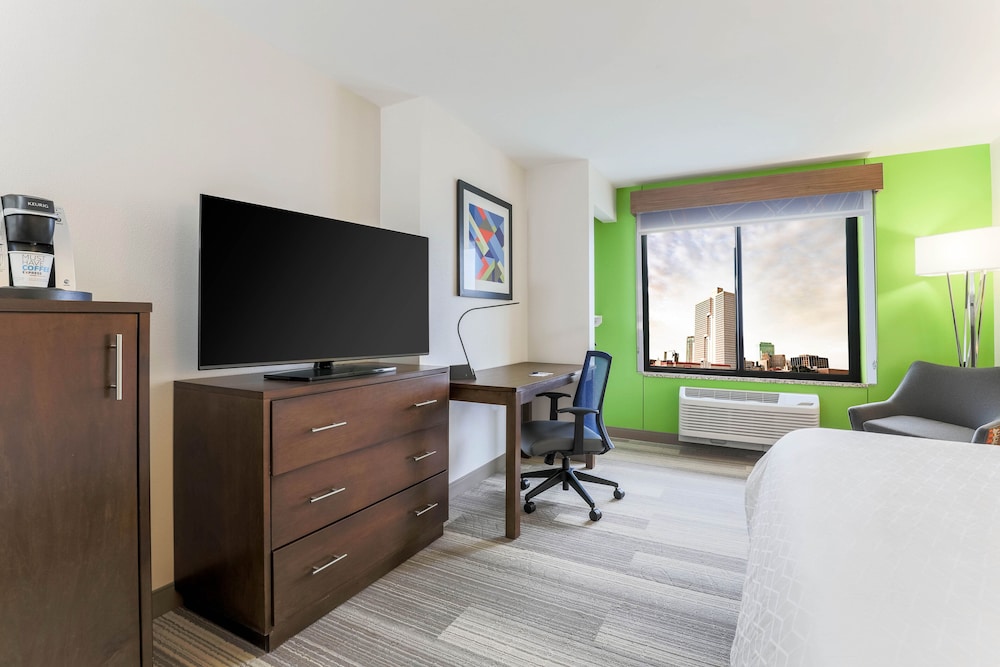 holiday inn express and suites fort worth downtown by ihg