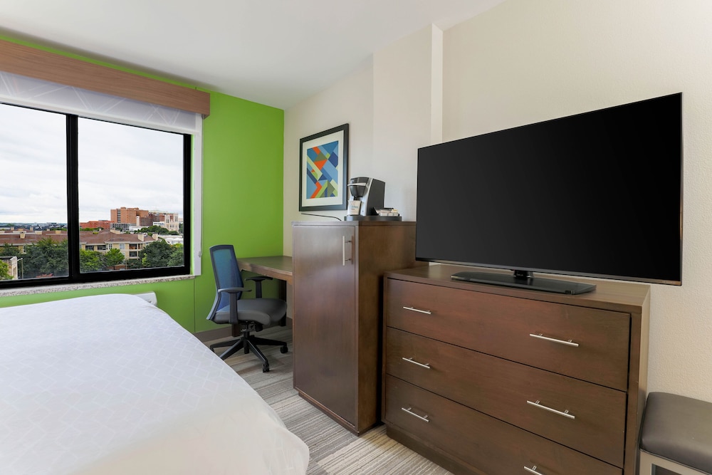 holiday inn express and suites fort worth downtown by ihg