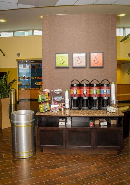 hampton inn and suites boston crosstown center