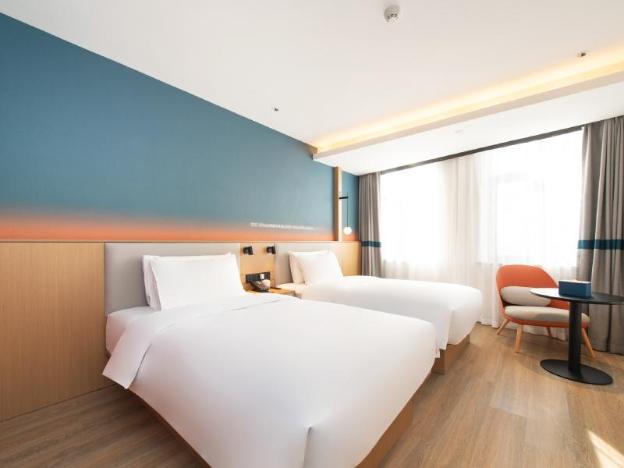 nihao hotel changchun xi an road xan bridge metro station