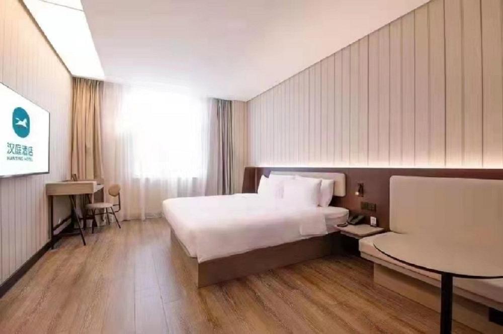 hanting hotel shangrao yiyang county pedestrian street