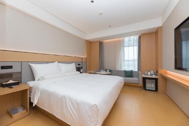 ji hotel chengdu east railway station aoyuan square