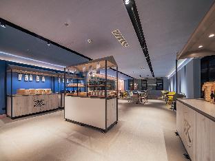 hanting hotel xian railway station south square