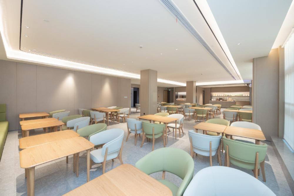 ji hotel haian party school