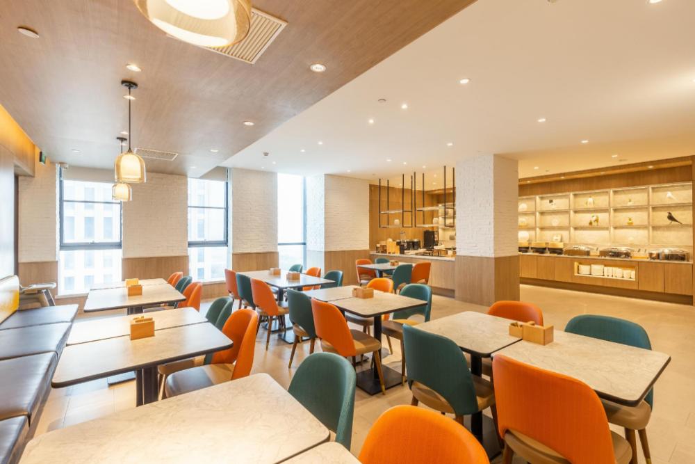 hanting hotel zhengzhou east railway station east square