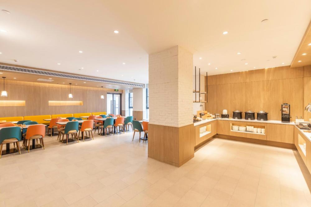 hanting hotel zhengzhou east railway station east square