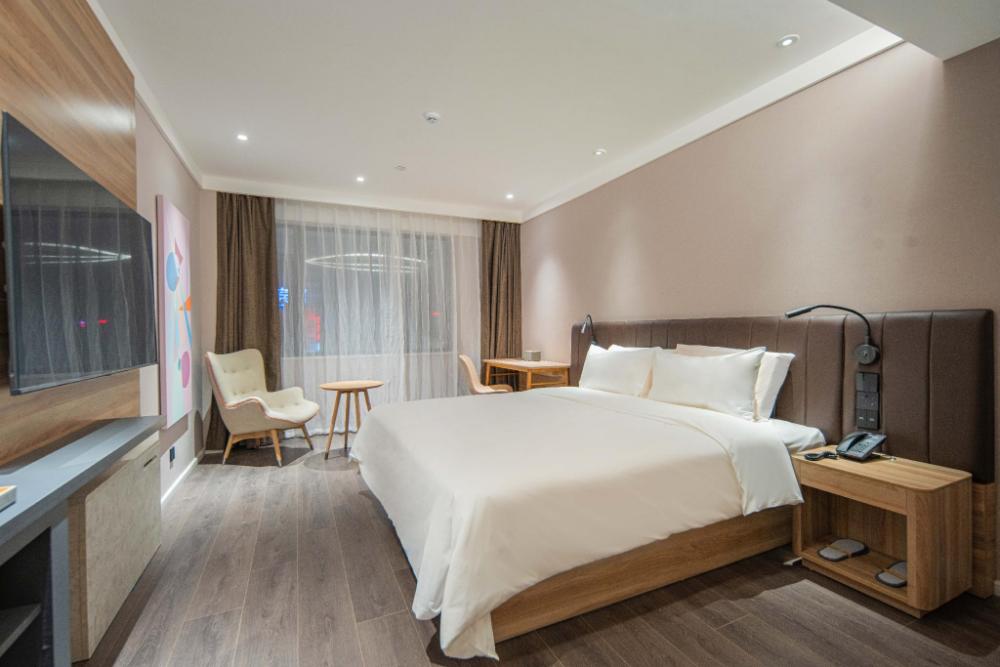 hanting hotel jiujiang railway station square