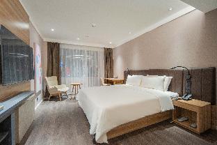 hanting hotel jiujiang railway station square