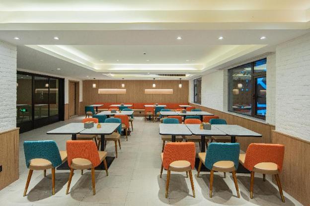 hanting hotel jiujiang railway station square