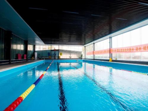 madison hotel zhengzhou zhongyuan futa