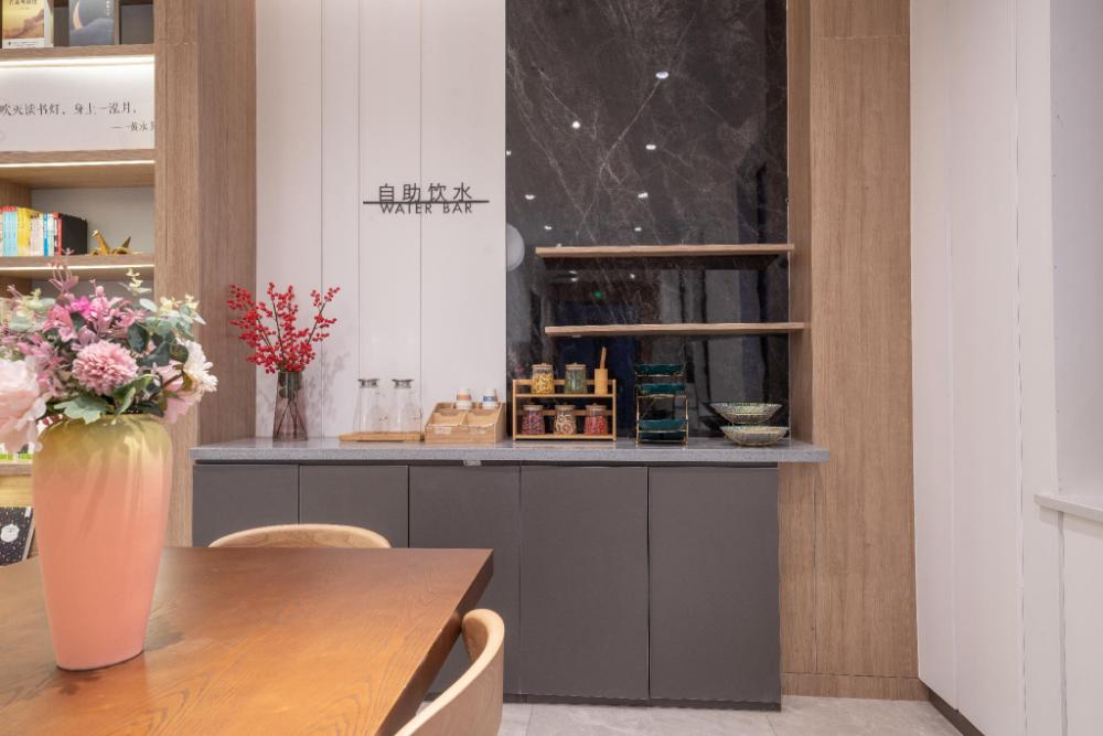 hanting hotel jinan yingxiongshan road luneng lingxiucheng