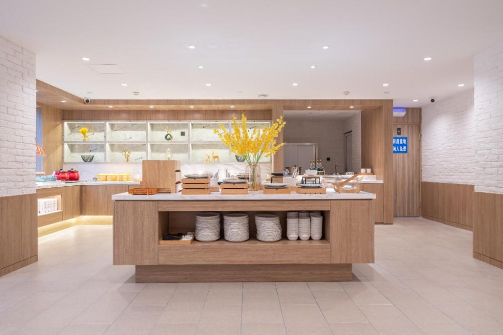 hanting hotel jinan yingxiongshan road luneng lingxiucheng