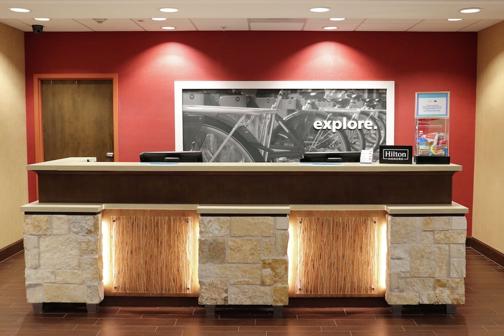 hampton inn austin oak hill