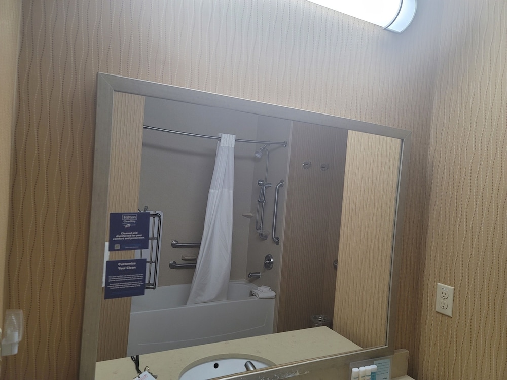 hampton inn austin oak hill