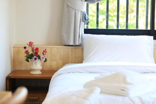 the wood pattani hotel