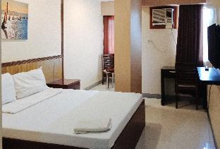 reddoorz h f golden travellers inn