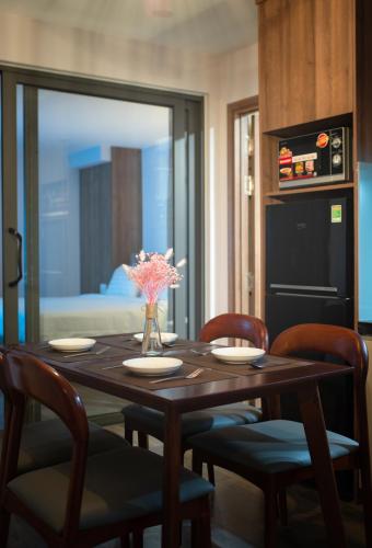 the anchor apartment