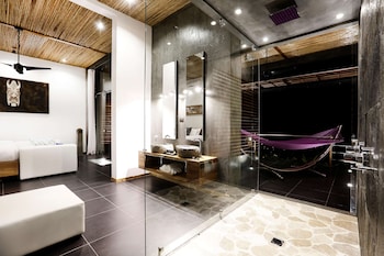 kura boutique hotel member of the cayuga collection only adults