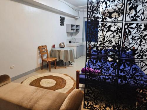 budget backpackers transient house near naia