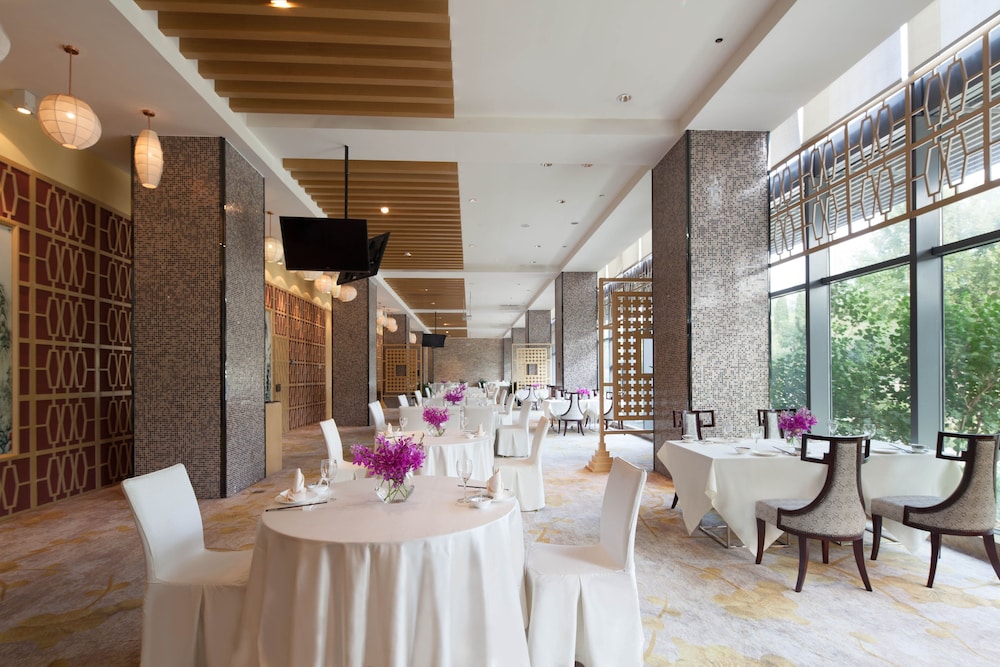 holiday inn beijing shijingshan parkview by ihg