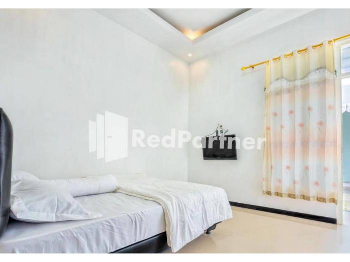 griya rahayu guesthouse redpartner near jatim park 2 batu