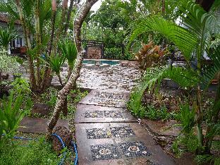 family house hotel kuta