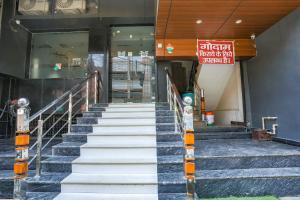 capital o 86923 hotel usha continental