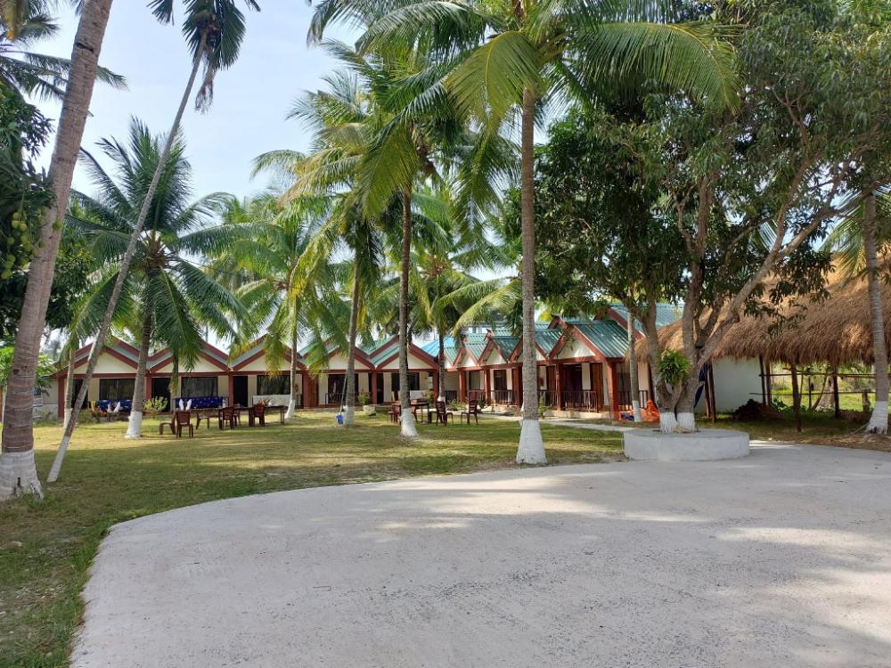 royal neil resort
