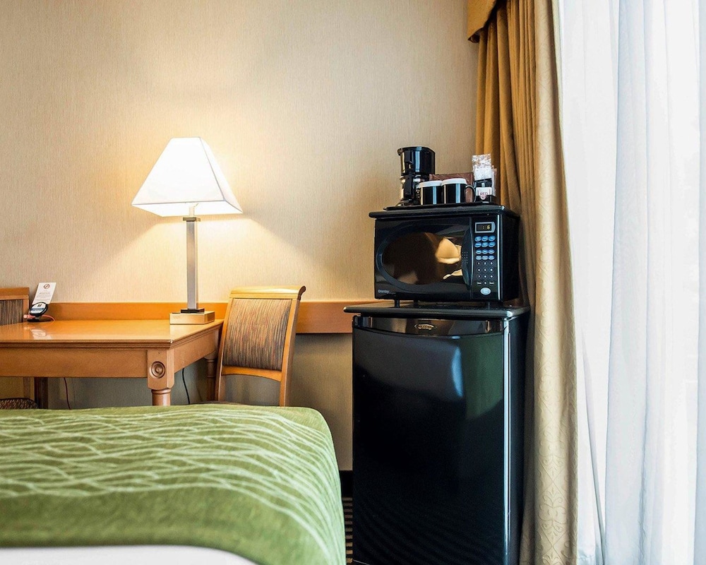 comfort inn brockville