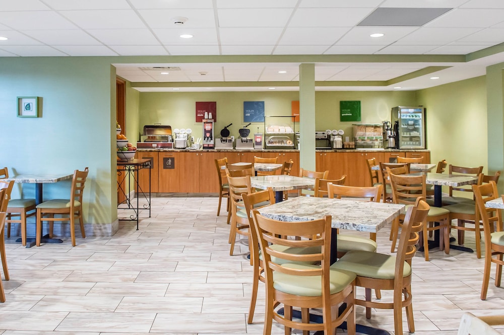 comfort inn brockville